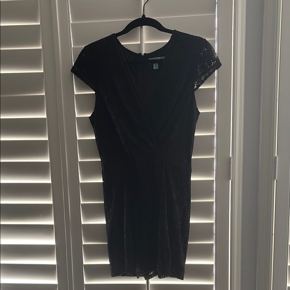 Women Black Lace Romper by Monteau